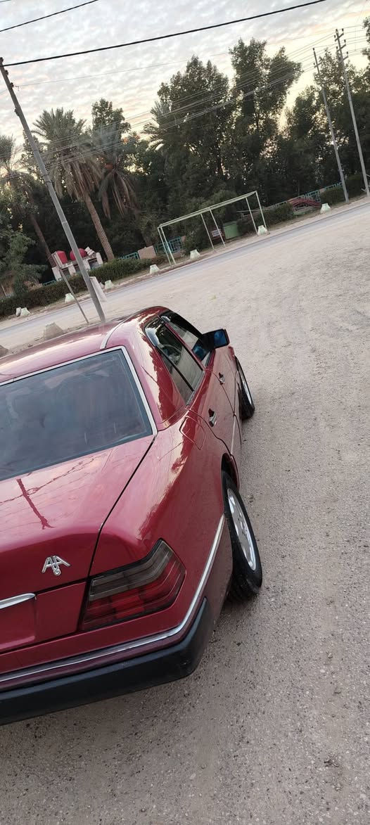 سلام عليكم مرخصت الادمن مراسدس دب مديل 1990عنكبوت بلاد وكير بلاد شرط تراي 200 تخم تاير فول سبير علة وضعه حدادية خير من الله قواعد فول دجات جدد بلاد ماسحة جام  وماطور جديد بلاد السيارة تحتاج ترتيب بسيط كلش متعوب عليها  سيارة مال جناي رقم بابل  السيارة بلادية فقط صبغ عام للجمالية سعرها 70 وبيها مجال سبب البيع محتاج 
بابل قضاء الكفل 
*********** بي واتساب والماسنجر مفتوح
