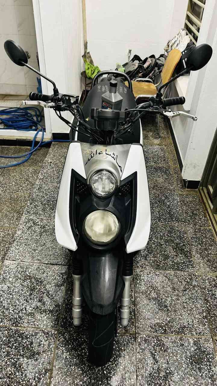 يا الله
السلام عليكم 
 دراجة سكنس جبلي موديل 2015 لون ابيض محرك 150 سيسي دراجة تزويد خارجي خفيف 1.يدات ابريك 2.منكاش أبريك خلفي 3. افلنجة وردة  اوراق موجودة منفيس ملون  +منفيس عادي  دراجة رمبه 
لايك عالي ناصي بكلايت خلفي خلية
اشاير خلية  امامي +خلفي لون ابيض 
محرك كفالة  جيب وياك فيتر وفحص كهربائيات كلشي شغال حتة طوافة مكان بغداد  بياع 
رقم تليفون *********** 
 سعر مليون 250
