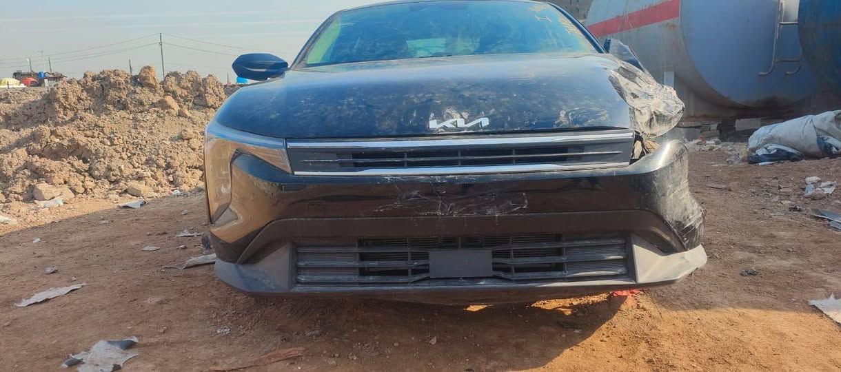 كيا K4  موديل 2025
ابيع على حادثها دخول جديد منفيس بأسمي بدون شاصي بدون تكم فقط باب وجاملغ وبنيد السعر 145 وبيها مجال للشراي 
مكاني بغداد الامين الثانيه
***********
