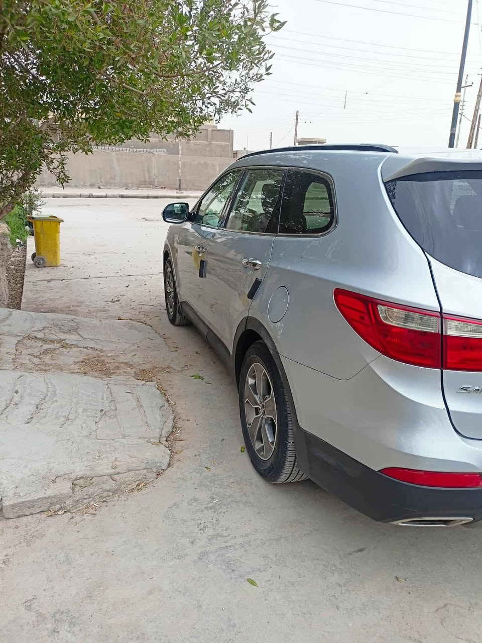 للبيع // سنتافي كراند 2013 مواصفات Limited وارد أمريكي بيها تبديل بنيد محرك 6 سلندر سبعه راكب  كشنات ملكي وايضاً جلد وكهربائي تدفئة تبريد اشاير بالمري رادارات جانبيه حساسات خلفيه جنطه كهرباء بردات خلفيه
رقم بغداد بأسمي السعر 135 وبيها مجال.  ***********
