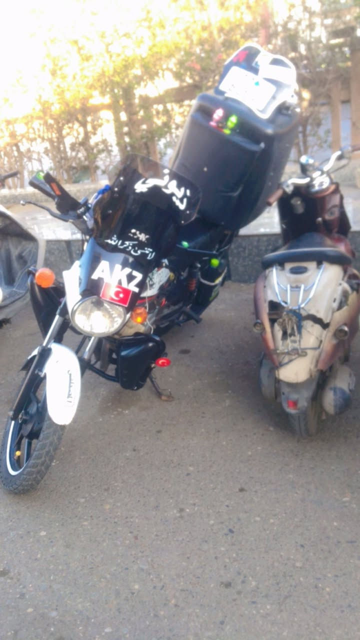 سلام عليكم بوكسر كلاسك نضيفه قبل سبوع من جفتته دراجه كبال عينك نقصه بس الستان تعليك دراجه مليون وتسعميه قفله 1900 موجود بل فيس راسل وتدلل


**إذا كنت صاحب هذا الإعلان وتريد حذفه لأي سبب، رجاءا أرسل رسالة إلى الدعم الفني**