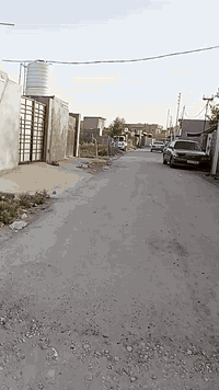 السلام عليكم قطعة أرض للبيع المكان العريفيه شارع ابوفدء 250متر وجهه 7نزال 37ماء  كهرباء تبليط بسعر مناسب ***********
