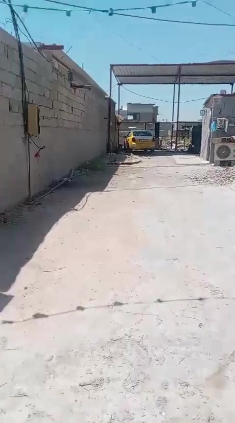 قطعه أرض زراعي للبيع مساحته 255م
على شارعين امامها وخلفها العنوان زعفرانيه شارع المعهد قرب المنصه الهاتف واتساب ***********
