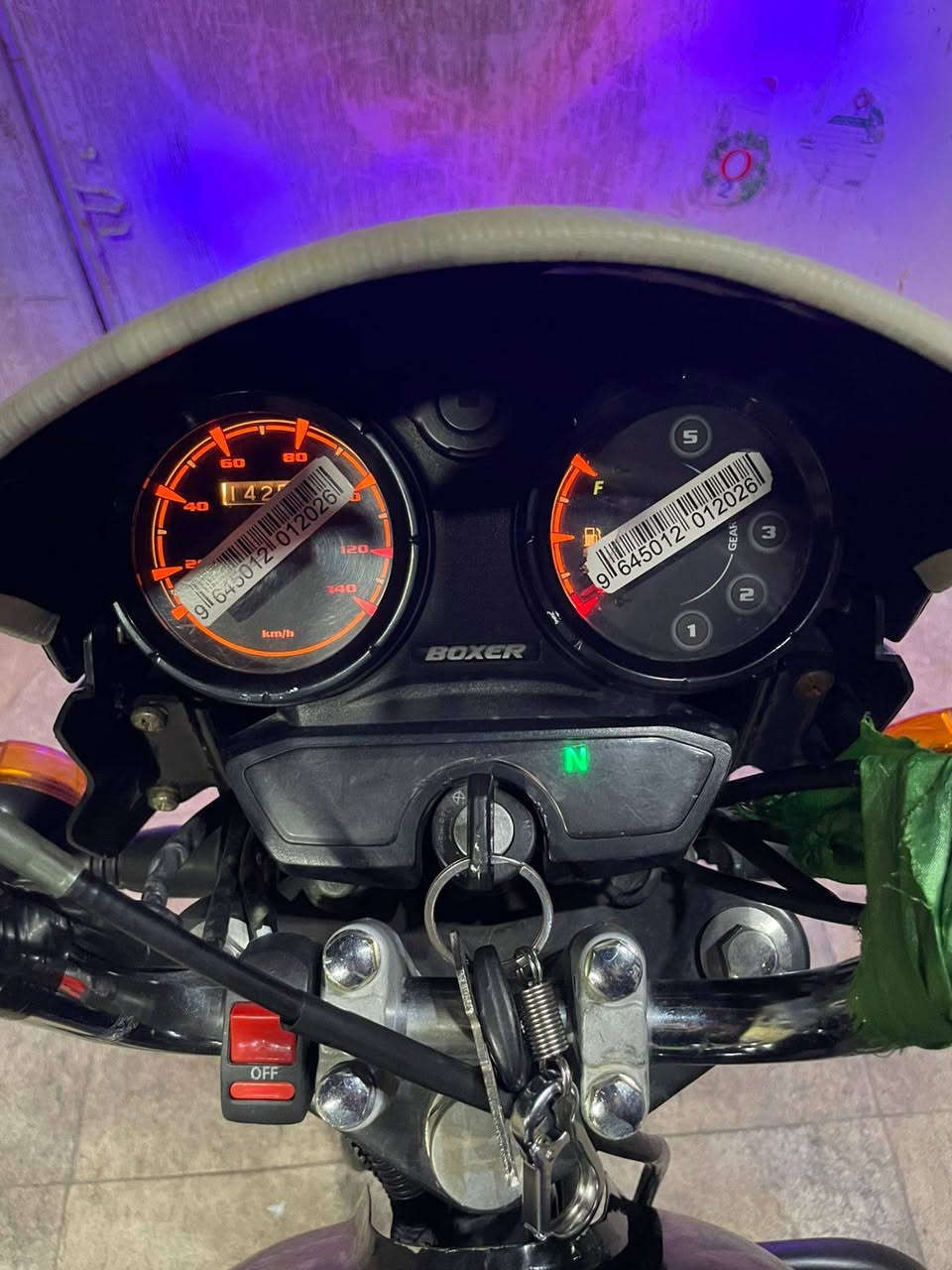 السلام عليكم بوكسر كلاسك مديل 22/12/4 نازله سنة 23 الدراجه خير من الله كهربائيات دبلات شاصي كله بلاد محرك مجفت مرة وحده تجفيت اصلي صوتها ناعم ونكرة سلف ذرة نقص مابيها ماشية 14 الف امانة الله استخدام شخصي اروح بيها لدوام وارجع فقط اوراق كاملة
السعر ع (الخاص) رجائاً مكاني بغداد الغزاليه ***********
