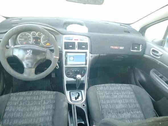 لسلام عليكم
بيجو فرنسي ٣٠٧.موديل 2005
رقم بغداد    رقم نكليزي
محرك   جديده 
كير اوتماتيك  
 سياره  تبريد ثلج 
ادامه كامله 
كهربائياتها كلها تشتغل و ما بيهن اي نقص  
 تحويل ثاني يوم مباشرة... 
سعر السياره 44 ورقه بيها مجال
مكان السياره حي الجهاد 
هذا رقم *********** بغداد
