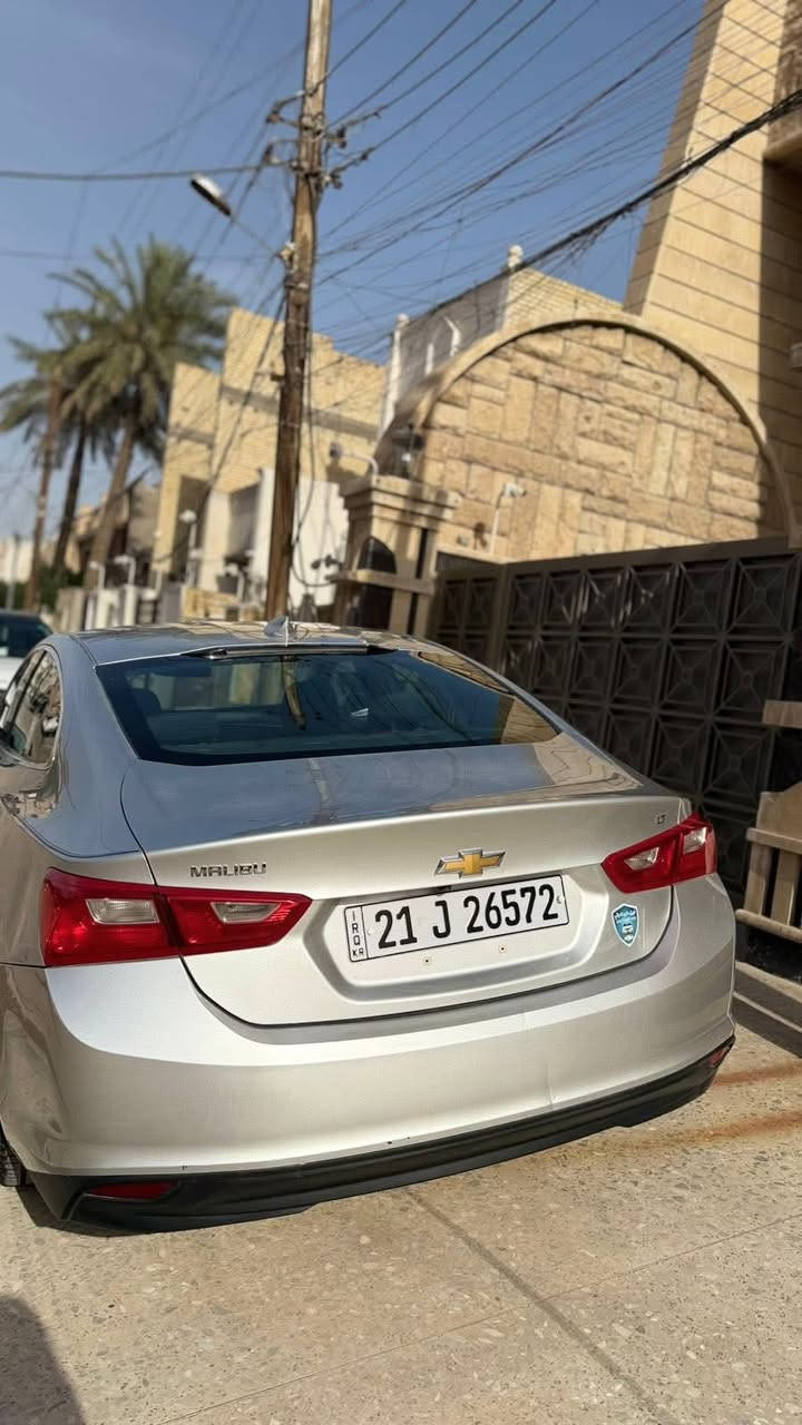 ماليبو ٢٠١٧ كلين السياره 
رقم سليمانيا 
سيارة جاهزة 

نص فول 
ادامه كامله مسويلها 
منضومه تبريد جديده 

السعر 85 

مكاني بغداد شارع الربيعي 

‭٠٧٧٢ ٥٣٤ ٤٥٥٦‬
