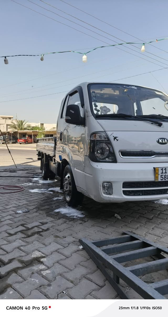 السلام عليكم
كيا نثيه للبيع موديل ٢٠١٨ 
مكفوله من الصبغ ما عده 
بيها بارد بل لغد وشبر باب السكن
العنوان بغداد
للنتصال ***********
