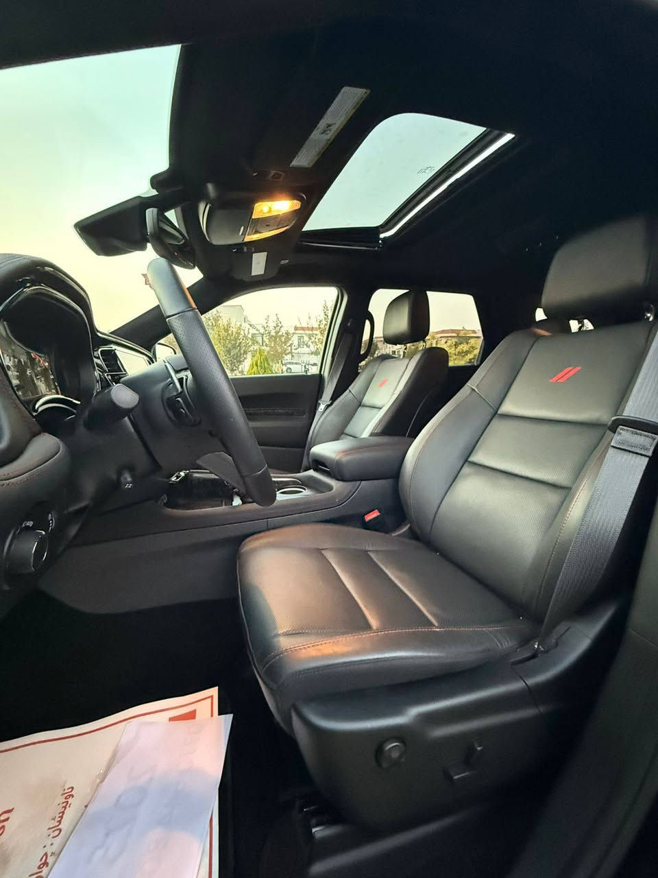 دوج دورانغو موديل: 2025
الفئة: R/T Plus فول فول مواصفات 

المواصفات:
محرك V8 فور ويل 5.7L
قمة المواصفات
سقف شامواه
بانوراما
جير أوتوماتيك
مرايا كهرباء
رادار
دبل أكسل
كاميرا
حساسات
كراسي مع تسخين
شاشات
مرايا مع رادار
لايت زينون
لايت LED
ستيرن مع تسخين
رادار أمامي وخلفي
مواصفات كثيرة أخرى
الحالة:
الممشى: فقط 2,000 كم
حساب سفري
على دهان الشركة
بدون أي مصروف
نظيفة جداً
كل شيء بشرط
القير والمحرك بشرط وغير مفكوكة
براغي بودي على دهان الشركة
لا توجد أي مشاكل
السعر: عند الطلب (اكتب تعليق ويوصلك السعر مباشرة)
الموقع: السليمانية
رقم صاحب السيارة: ***********
