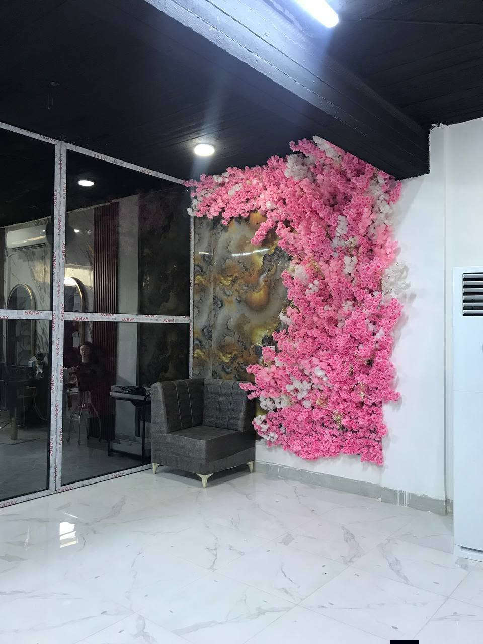 ✨🎉 عروض رأس السنة 🎉✨
تفليش ولمدة محدودة ⏰
❌ العروض ما تعاد

💆‍♀️ العرض الأول
تنظيف بشرة بجهاز الهايدروفيشل
➕ تنظيف قدم
🔥 بس بـ 25

💇‍♀️ العرض الثاني
حفافة
➕ قص شعر
➕ سشوار
🔥 بس بـ 15

💄 عرض المدعوات
ميكب مدعوة
➕ تسريحة مدعوة
➕ رموش مجاني 🎁
✨ بس بـ 25

💣 عرض تفليش
حفافة
➕ ماسكات
🔥 بس بـ 7

🖋️ التاتو بكل أنواعه
(جلسة واحدة)
✨ بس بـ 35

📍 عنوان الصالون
شارع 80 – حي العسكري
مجاور مجمع المرتضى
📞 للاستفسار والاتصال
***********
***********
✨ استقبلي السنة الجديدة بأحلى طلة 👑
🔥 الحجز محدود
🦋 العروض لمدة أسبوع واحد فقط
