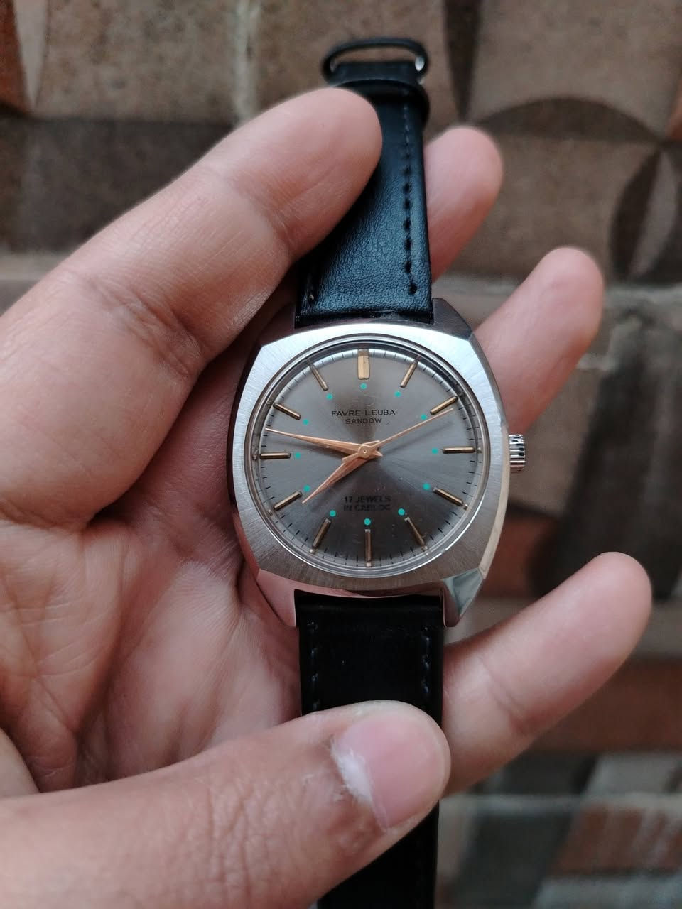 تحية طيبة لجميع
ساعة فافر لوبا

ماكنة نصب تكويك 17 حجر

الساعة تعمل بحالة جيدة

السعر 75 الف

يوجد توصيل لكافة محافظات العراق


**إذا كنت صاحب هذا الإعلان وتريد حذفه لأي سبب، رجاءا أرسل رسالة إلى الدعم الفني**