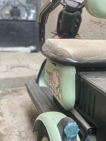 السلام عليكم دراجه شحن بعدهي زيرو للبيع مكاني بغداد الشعله /. السعر 700/رقم الهاتف ***********
