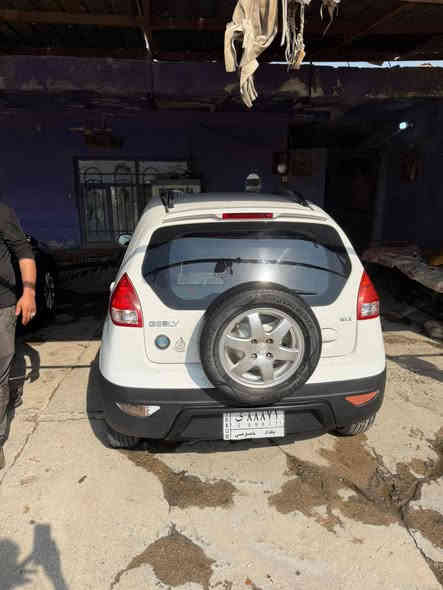 وعنده رقم بغداد 2013 فول مواصفات مقفوله جير ومكينه وحداديه حله موجوده الاتصال على الرقم***********
