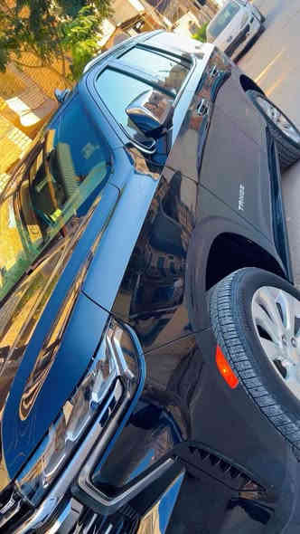 السلام عليكم شيفروليت تاهو بريمير  2023 ( خـليـجـي )وكالة المنصور 
مغلفه ppf
اللون : اسود 
العداد 35 km
السيارة كفالة عامة  عدا نهاية الجاملغ من جهة الدعامية رصعة مسحوبة السونر ذكرها سمكره
والرصعتين المذكورة 
حجم المحرك : 5300 Cc
عدد الاسطوانات : 8 اسطوانات ( 8 سلندر )
المواصفات : 
* سقف بانوراما 
* دخول ذكي للسياره 4 أبواب ( بصمه )
* المقاعد كهربائية تدفئة و تبريد
* شاحن وايرلس لاسلكي
* ويل 22 انج
      : 5 كامرات 
* كشنات ميموري خزن
* سماعات عدد 10
* دوسات كهرباء + اناره LED
* نظام سحب مقطوره تحكم كامل + كامرة لرؤية المطوره
* نظام التعليق جكات
السيارة رقم بغداد الدولي بسمي تحويل مباشر
سونرها مرفق مع الصور 
للتواصل رقم الهاتف  السعر 582$ دولار 
$58.200
***********
