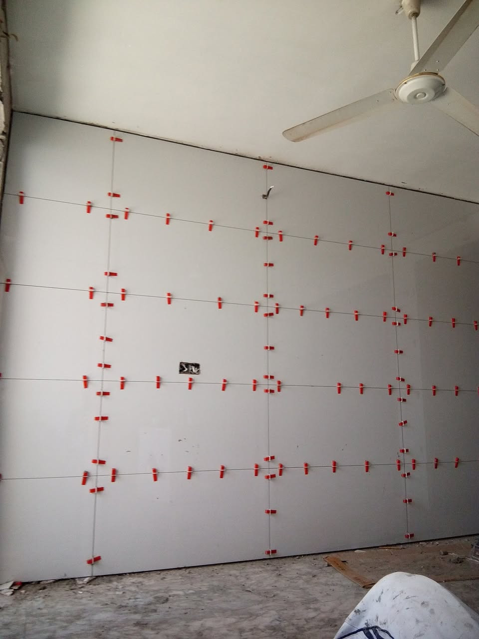 خلفه سيراميك وكاشي ومرمروبيات شغل درجه اولى للتواصل ***********
