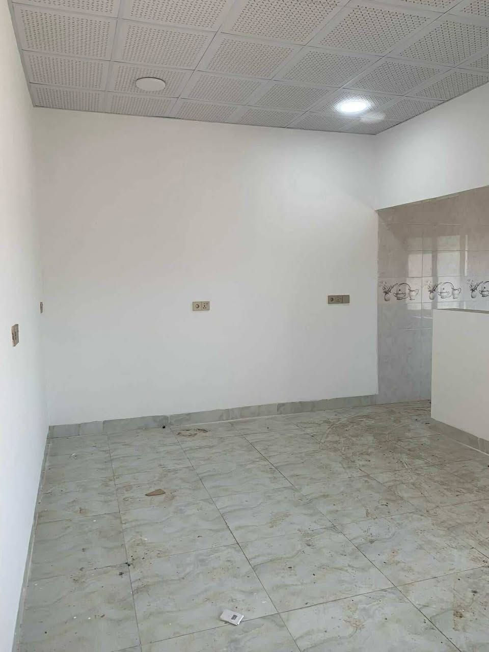 #دار_للبيع والسعر مناسب جدا طابو صرف باسم شخص واحد جاهز للسكن مباشرة 

#المساحة. 200 م واجهة 10 م مربع 

#الموقع . صيادة خلف الجامعة موقع مميز جدا

#طابق واحد يحتوي على غرفتين نوم هول استقبال مطبخ صحيات كراج 

#السعر . مناسب جدا يرجى الاتصال بنا على رقم المكتب ‏‪***********‬‏

#تواصل_مع_إدارة #مكتب_القضاة_للعقار 
#كركوك_حي_عدن_قرب_جامع_تحسين_صوراني_وبقرب #خدمات_باريس_للدهون_مقابل_سمايلاند_المائية

#للاتصال #والاستفسار .
‏‪***********‬‏📱
***********
