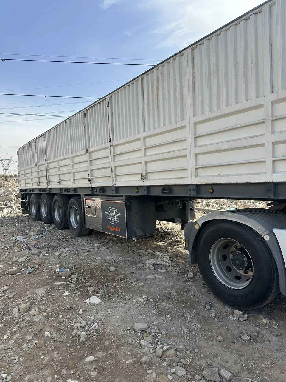 سلام عليكم اكتروس لل بيع موديل 2001 فول مواصفات سيارة كفالة الشاصي كفالة الكير محرك كفالة رقم بغداد باسمي السيارة ما مشتغلة ب عراق عليها عربانة 4 محاور مربوطة وكاملة الرأس تخم تاير ابد ما مشتغل بيه العربانة تايراتها نص عمر السيارة جدييدة وخير من الله رقم بغداد 3 لوحات و تحويل مباشر 
لل اتصال 
***********
