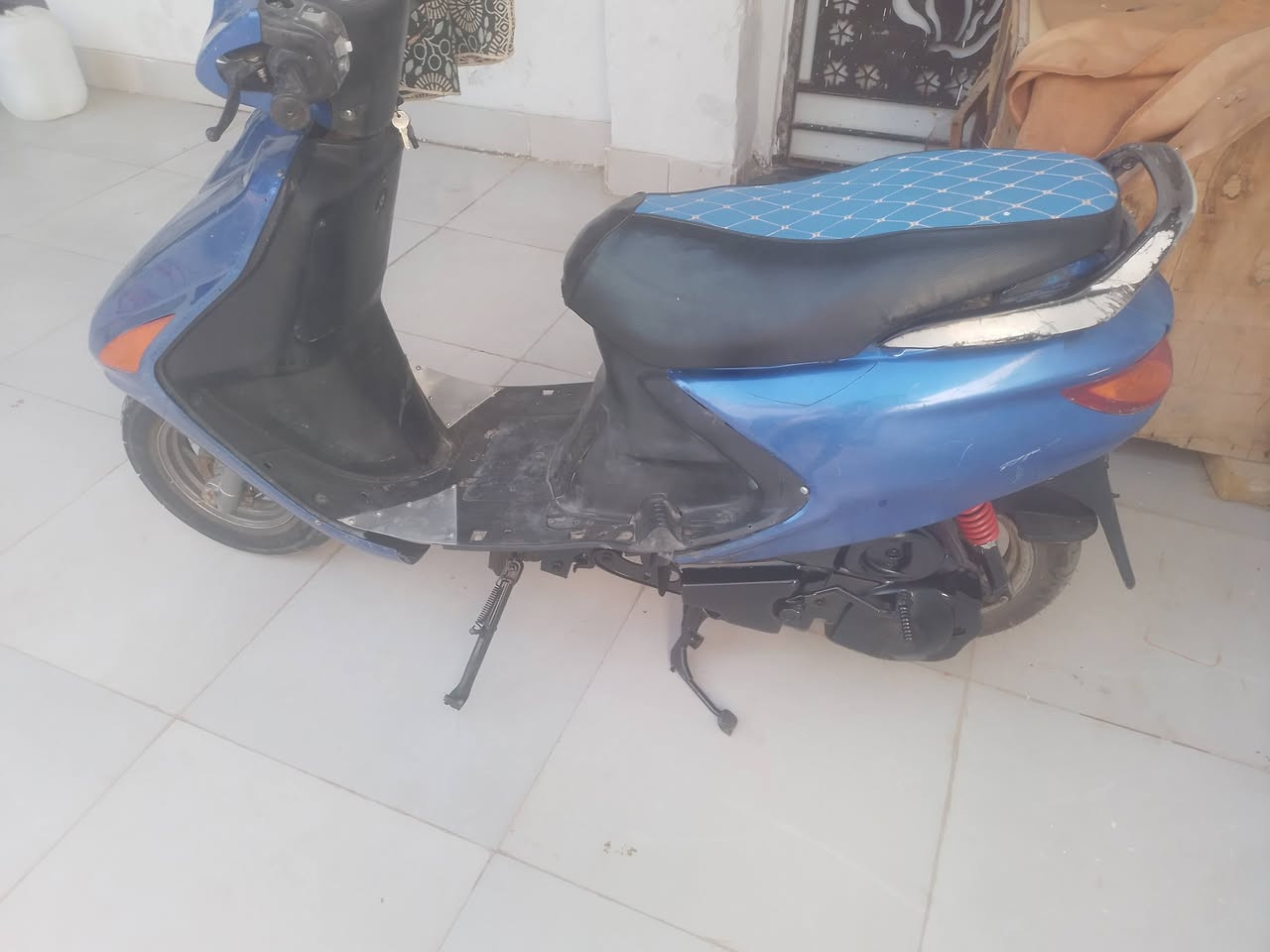 فراشه للبيع كله شغاله سلف هندر كهربائيات دبلات جدد تايرات اثنينهن جدد سبب البيع عندي غيره ومامحتاجه سعره ٢٧٥


**إذا كنت صاحب هذا الإعلان وتريد حذفه لأي سبب، رجاءا أرسل رسالة إلى الدعم الفني**