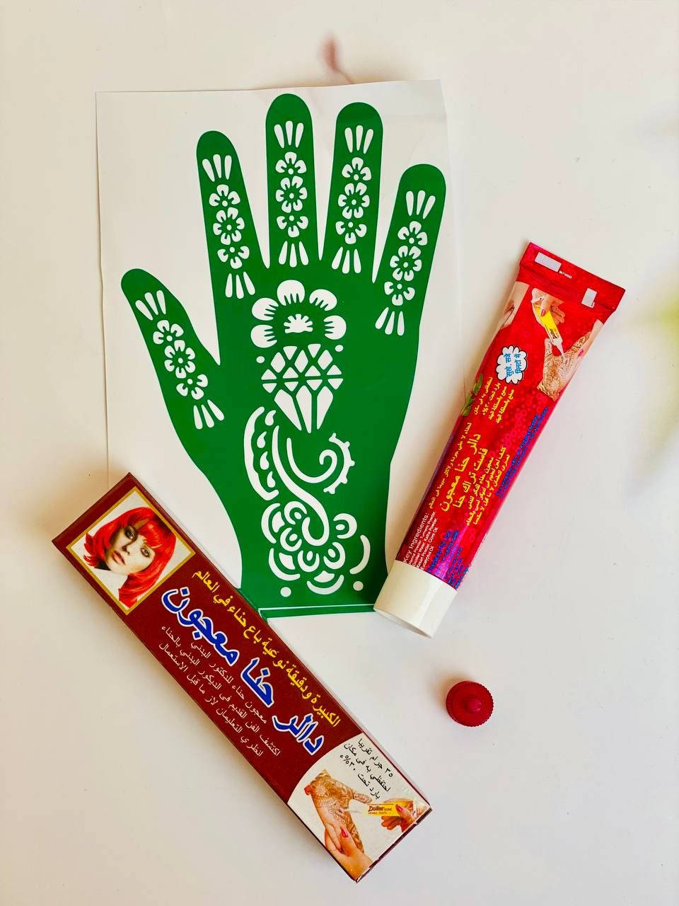 ✨ دالر الحنا الأصيل – أسود وأحمر ✨
✅ يترك خطوط ونقشات واضحة وجميلة على اليدين
✅ ألوان ثابتة وطويلة المدة
✅ مناسب لكل أنواع الجلد
✅ يأتي مع أفكار نقشات كفوف مختلفة لتصاميم احترافية

💫 اختاري رسمة اليوم وكوني مميزة بين صديقاتك!


**إذا كنت صاحب هذا الإعلان وتريد حذفه لأي سبب، رجاءا أرسل رسالة إلى الدعم الفني**