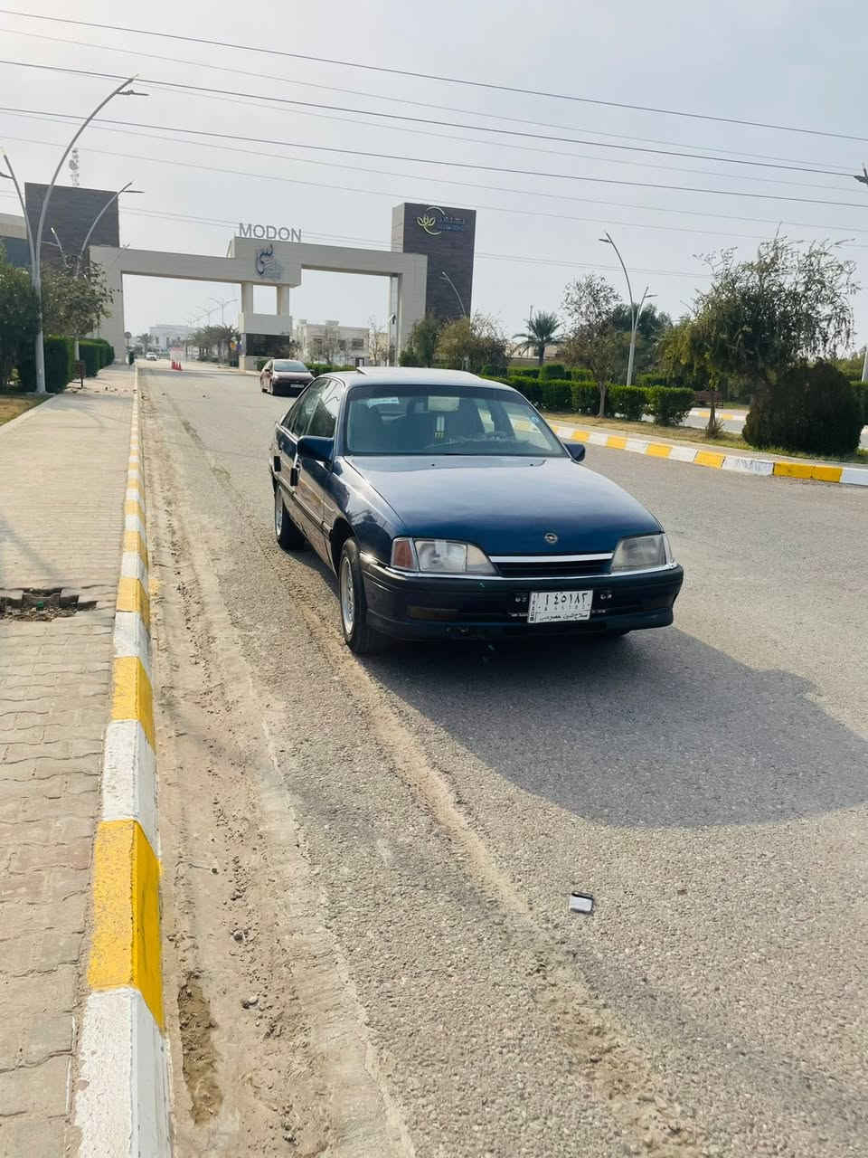 السلام عليكم .. الحلال للبيع 
أوبل وميكه موديل 1992 بسعر٣٧ ورقه وبيه مجال 
محرك. شرط مال كصه كير وتماتيك 
كير شرط. صدر امامي خلفي جديد  تخم تاير جديد 
السياره بيها صبغ عام بدون ضربه  العماره بلاديه 
لايت بلايت جديد اصلي مو تجاري 
مسجل سماعت كهربايات كله شرط 
محرك/ كير / صدر / كهربيات / كله شرط
السياره متصرف عليه الف السياره ناعمه بشكل 
بسعر ٣٧ وبيه مجال 
باقي السياره مكفوله.  مكان السياره تكريت القادسيه 
رقم /صلاح الدين سنويه لل 2028 مشروع وطني 
رقم ***********
***********
