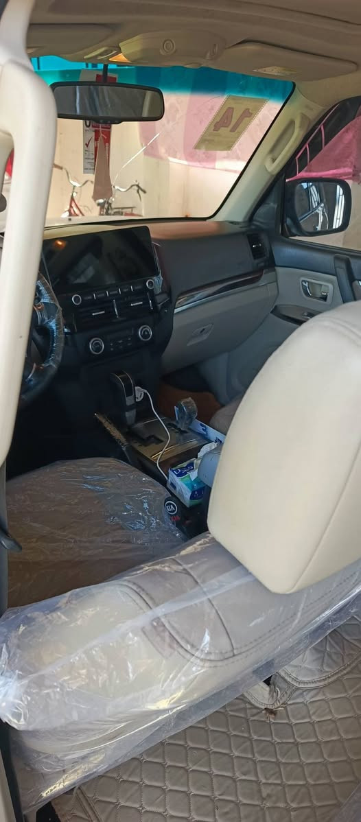 السلام عليكم باجيرو موديل 2014 خليجي سياره فول حبتور بدون صبغ مقفوله من الصبغ والبارد وال شخوض سياره رقم بابل مكان السياره بابل السعر145 قفل سياره ماشيه 190 جاهزه من كل شيء رقم الهاتف ***********.
