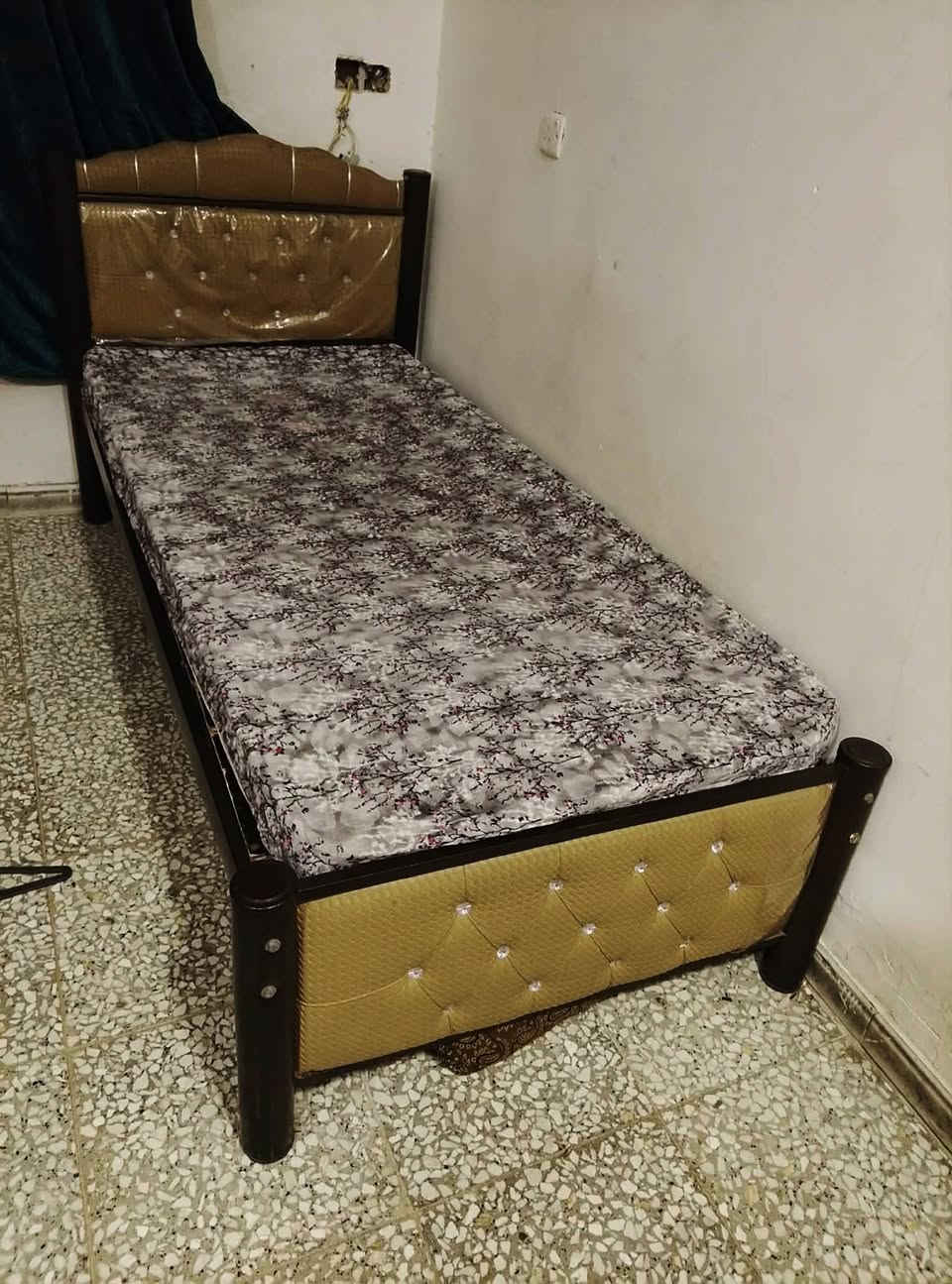 جرباية ام نفر خشب نضيفة مابيه ضرر سعره 40
جرباية حديد ام نفر نضيفة سعره 45
درج حديد طابق ثاني نضيف مابي شي سعره 120

المكان الخطيب الطابو


**إذا كنت صاحب هذا الإعلان وتريد حذفه لأي سبب، رجاءا أرسل رسالة إلى الدعم الفني**