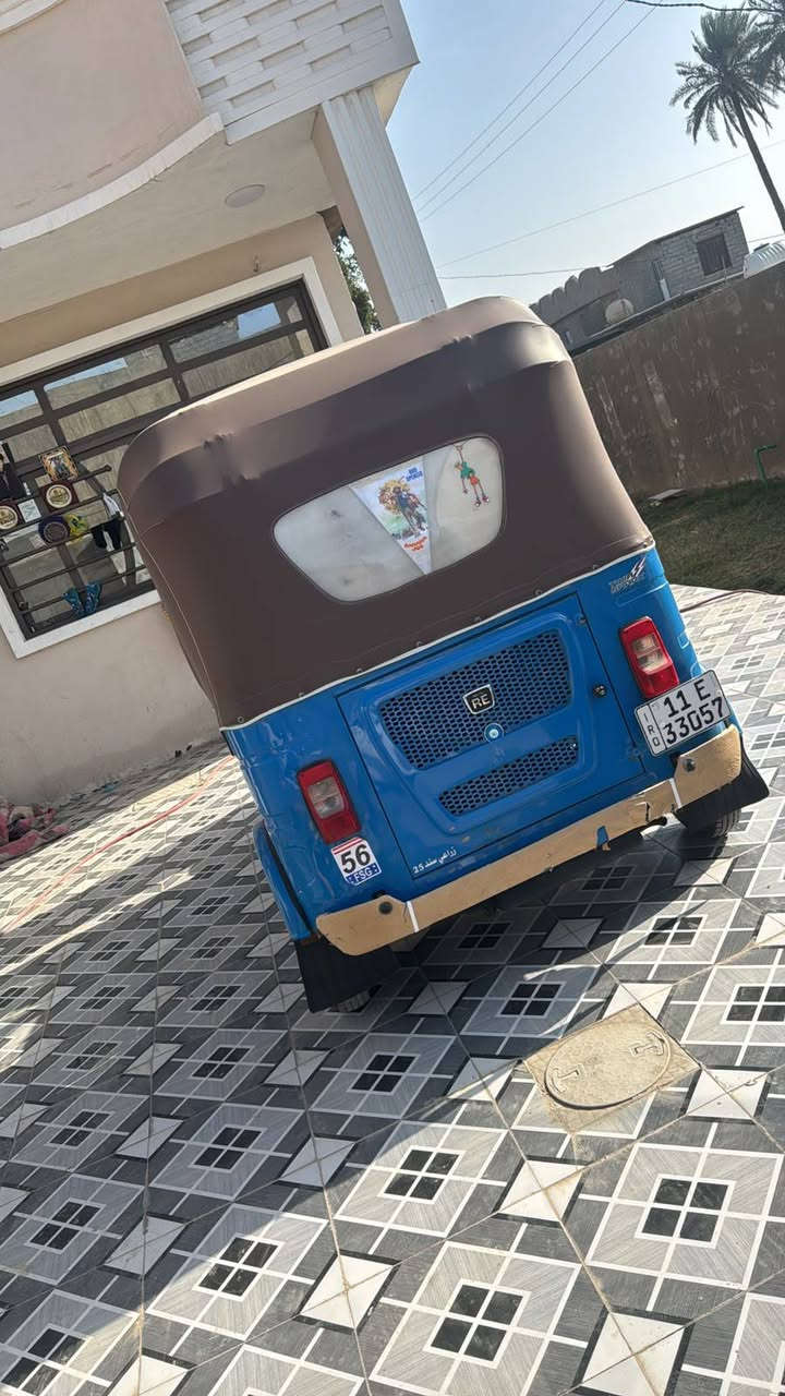 سلام وعليكم تك تك موديل ٢٢ شهر ١١مضلع رايدها ٨ و ٨٠٠ وبيها مجال شؤاي يتصل ***********
