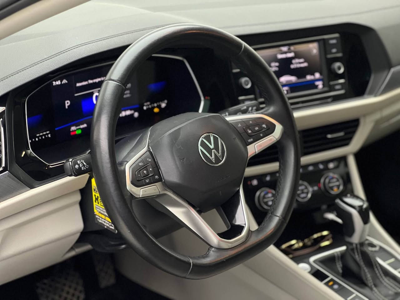 Volkswagen Jetta 2024
فولكسفاغن جيتا ٢٠٢٤

مواصفات SE فول
(مقاعد جلد و تدفئة-فتحة سقف-تدفئة المقود-رادار جانبي-خط مسار-بصمة تشغيل-هاند بريك بصمة-نظام ايكو)

مكينة ٤سلندر+توربو حجم ١.٤لتر
ماشية 25,000 ميل و بحالة جداً ممتازة 

السيارة بيها ٦ قطع صبغ ثلاث قطع امامية و ثلاث قطع خلفية

السيارة رقم دهوك الدولي سنوية ب أسمنا و اكيد شرط التحويل 
مكفولة من كير و محرك و كهربائيات

و ب سعر جوى السوق(118$) ورقة و بيها مجال

مكان السيارة

دهوك -معرض ارشف R-Shev
رقم51 من معارض التيرمينال 

***********
*********** دهوك, العراق
