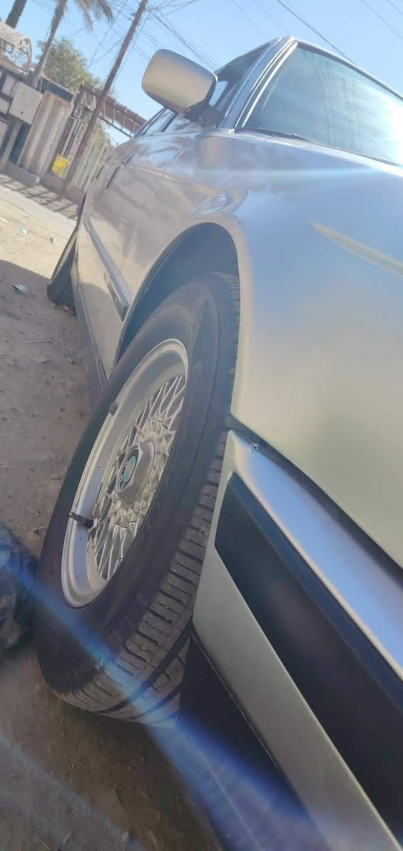 السلام عليكم
للبيع BMW موديل 91 حجم 525 مسكر فانوص رقم بغداد

مكفوله كير ومحرك لاتنقيص ولاتبخير

بجم عريض صبغ عام السياره جاهزه مابيهه اي نقص

السعر 65 $ وبيهه مجال

راسلني او اتصل

***********
العنوان بغداد اليوسفيه 
بي واتساب
