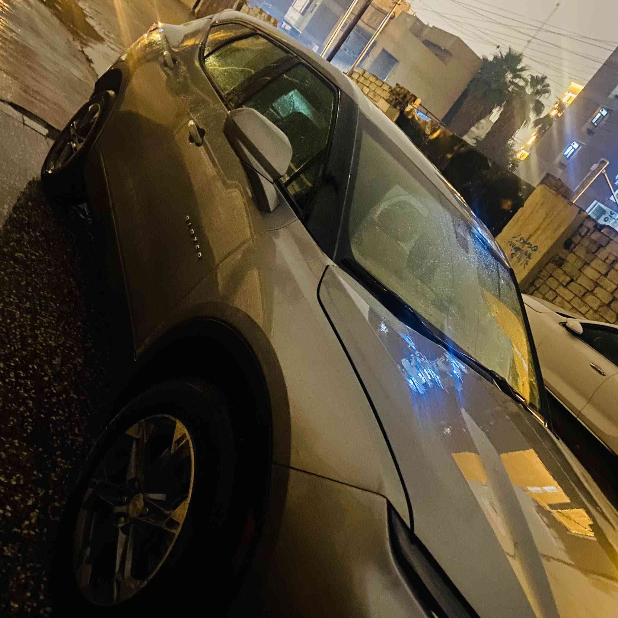 السلام عليكم شفروليه بلايزر 2023 رقم اربيل باسمي تحويل ثاني يوم ماشيه 20 الف ميل جديده ب معنى الكلمة حادثه بدايه البنيد صبغ فقط بدون شواصي بدون دواخل كير ومكينه مكفول مكينه 4 سلندر السعر 195 وبيها مجال بسيط 
للاستفسار 
متواجد واتساب 
*********** بغداد, العراق
