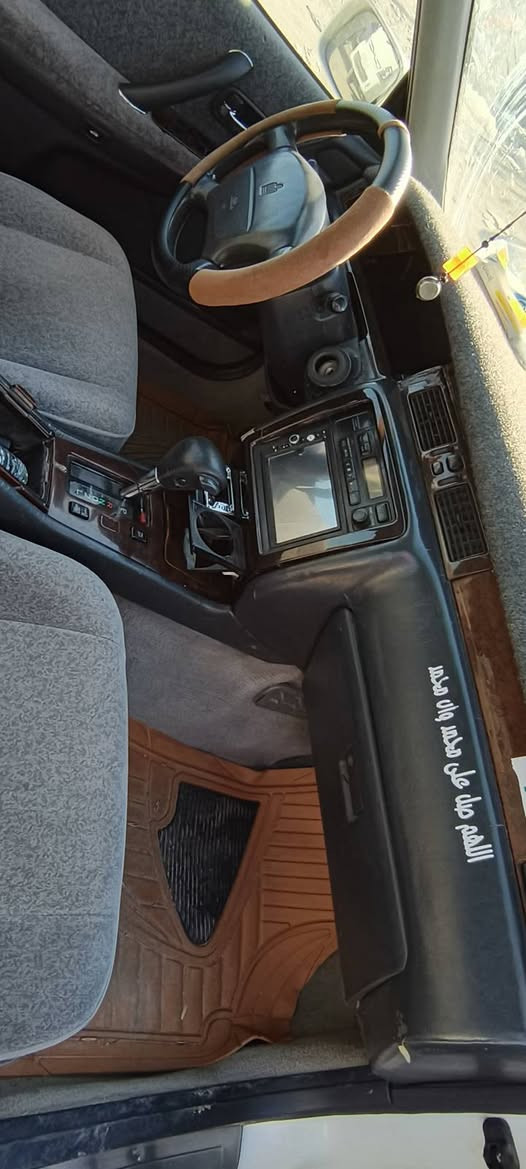 سلا عليكم خوان كراون رأس ثور موديل ١٩٩٩ رقم جديد بسمي سنويه ٢٠٢٨ مكان سياره بصره شراي تصل ***********
