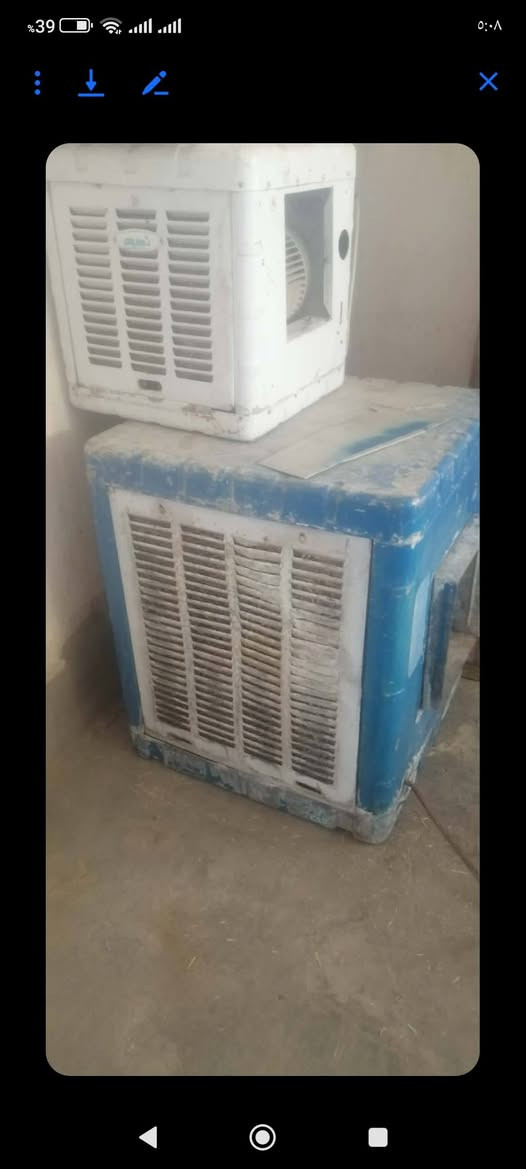 سلام عليكم ورحمه الله وبركاته
مبردة سوبر التريك اول باب حجم 2.5
بحالة جيدة ماطور بلادي ماشايف مصلح
العنوان كركوك قادسية2قرب جامع صابرالكردي 
***********
***********
