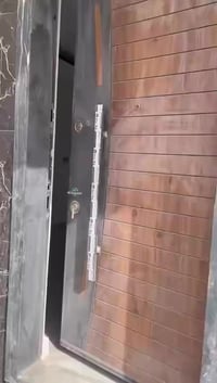 شقة أرضية • قاسم أبو الكص • غرفتين وصالة