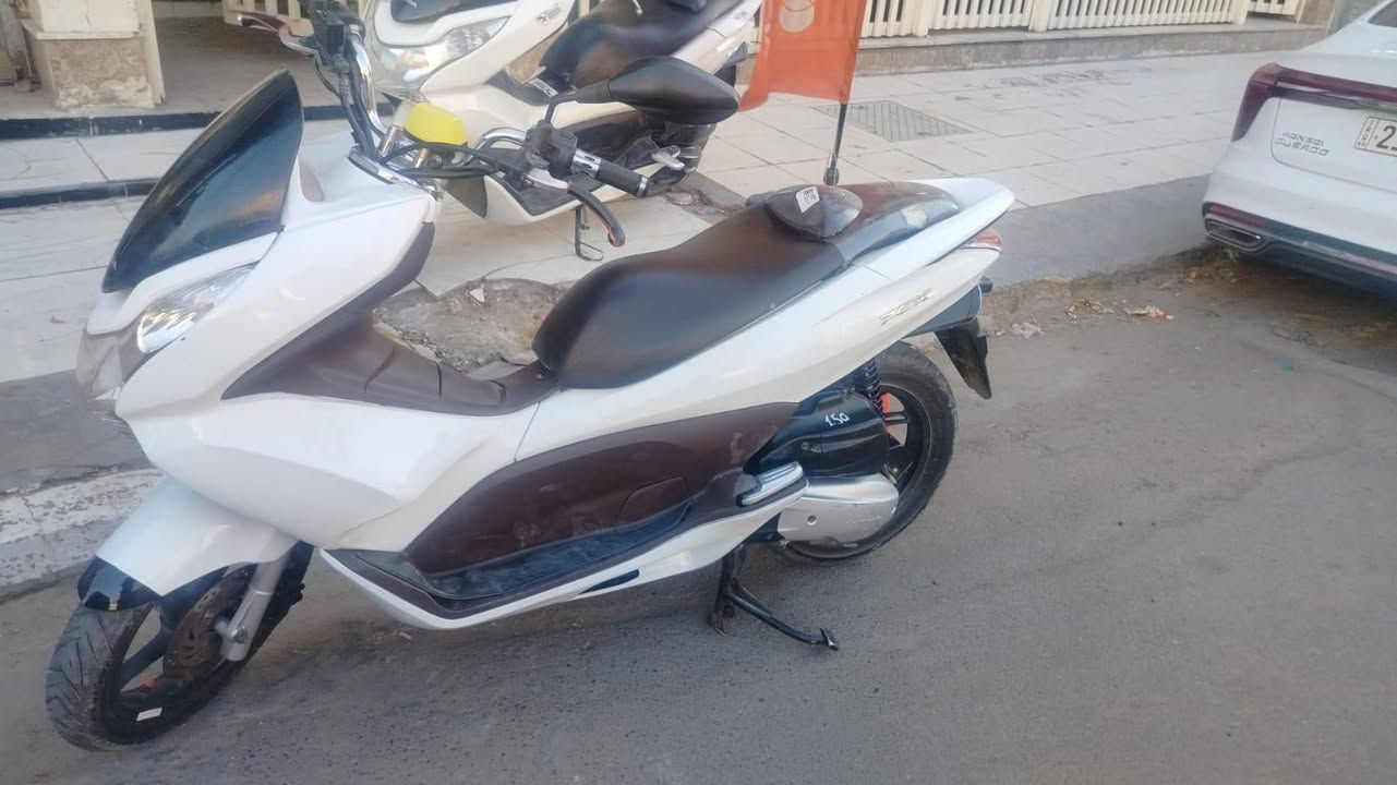 السلام عليكم
جيل اول 
كفاله
السعر 1200
‏‪***********‬‏
