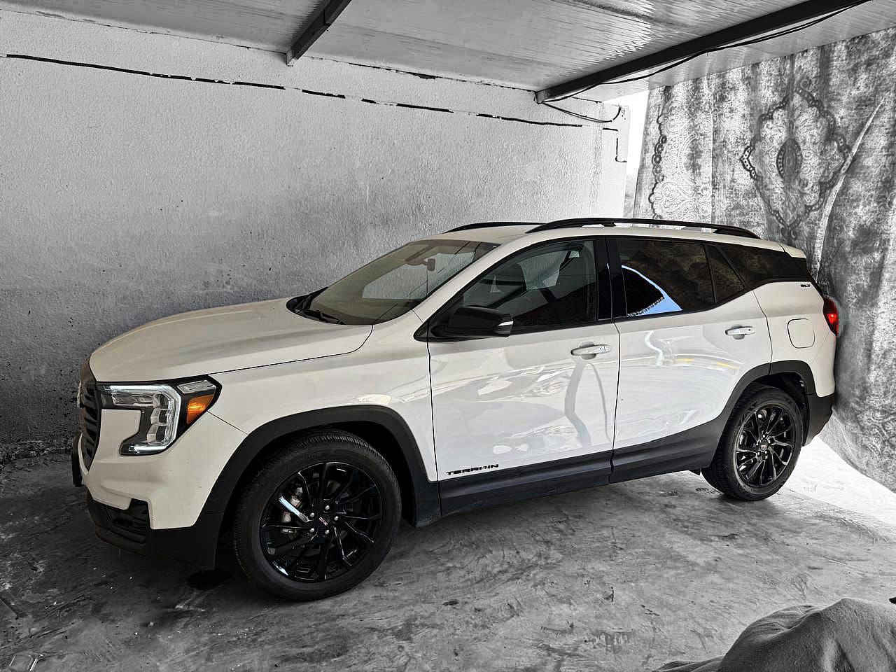 جي ام سي تيران موديل 2023 فئة SLT  فوووول مواصفات عدى الفتحه حادثه موجود بالصور راجعات باااارد بدون صبغ نص جاملغ وقبق الجنطه راجعات بااارد ماشيه 52 الف كيلو متر رقم جديد انكليزي كربلاء موجوده بكربلاء سعرها 185 مع المجال اي استفسار وتفاصيل خاص مفتوح او اتصال ع الرقم 0777863001 بي وتساب كذالك


**إذا كنت صاحب هذا الإعلان وتريد حذفه لأي سبب، رجاءا أرسل رسالة إلى الدعم الفني**