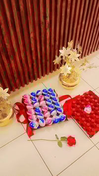 ورد أبدي • عيد الام • عيد المعلم