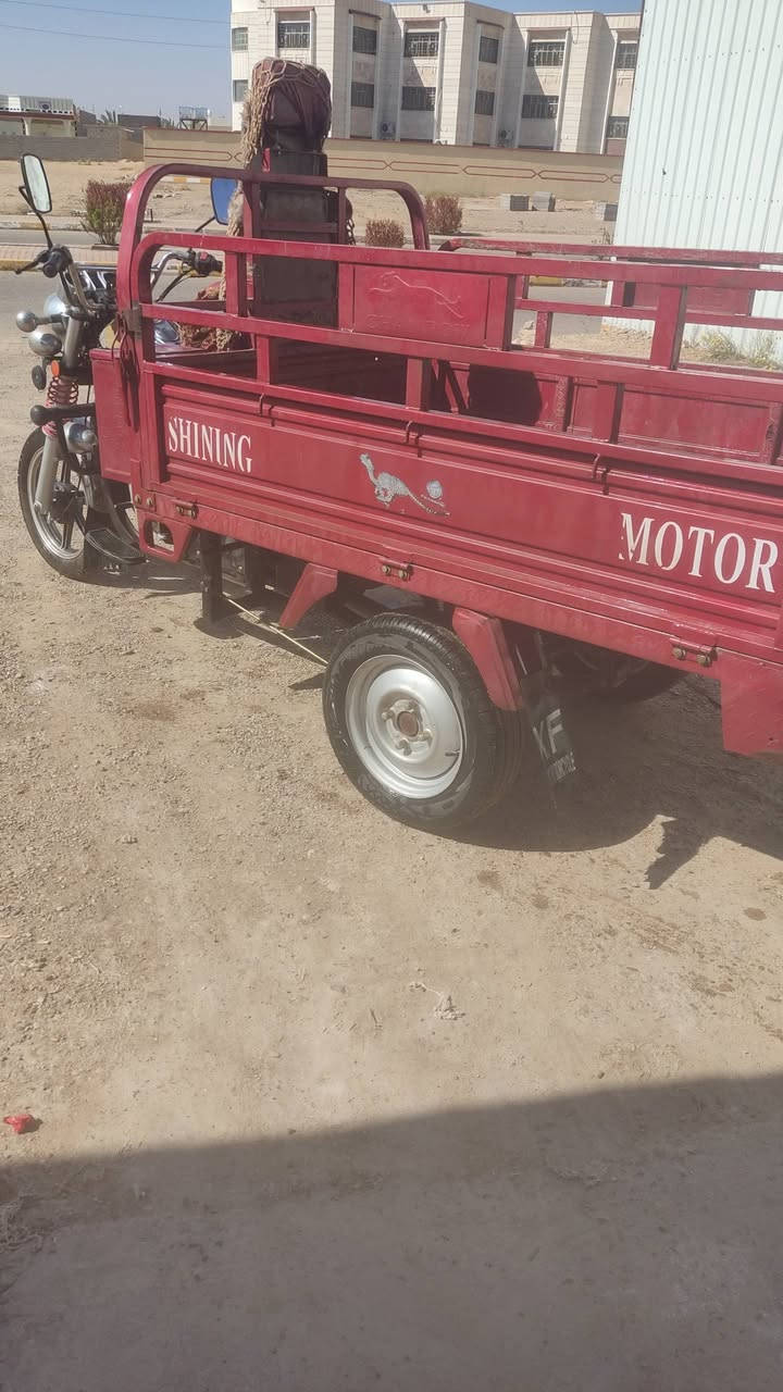 سلام عليكم ستوته لبيع مكمركه محمد مزهر موديل 23 ما ناقصها اي شي محرك جديد سعر ثنين ونص بيها مجال رقم ***********
