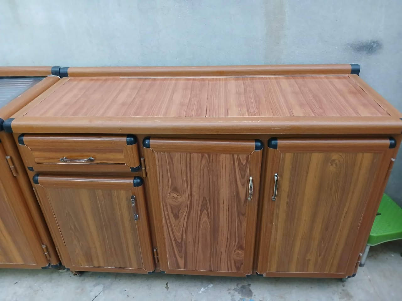 كاونتر وسنكي نظيفه السعر على الخاص او اتصال على رقم ***********
