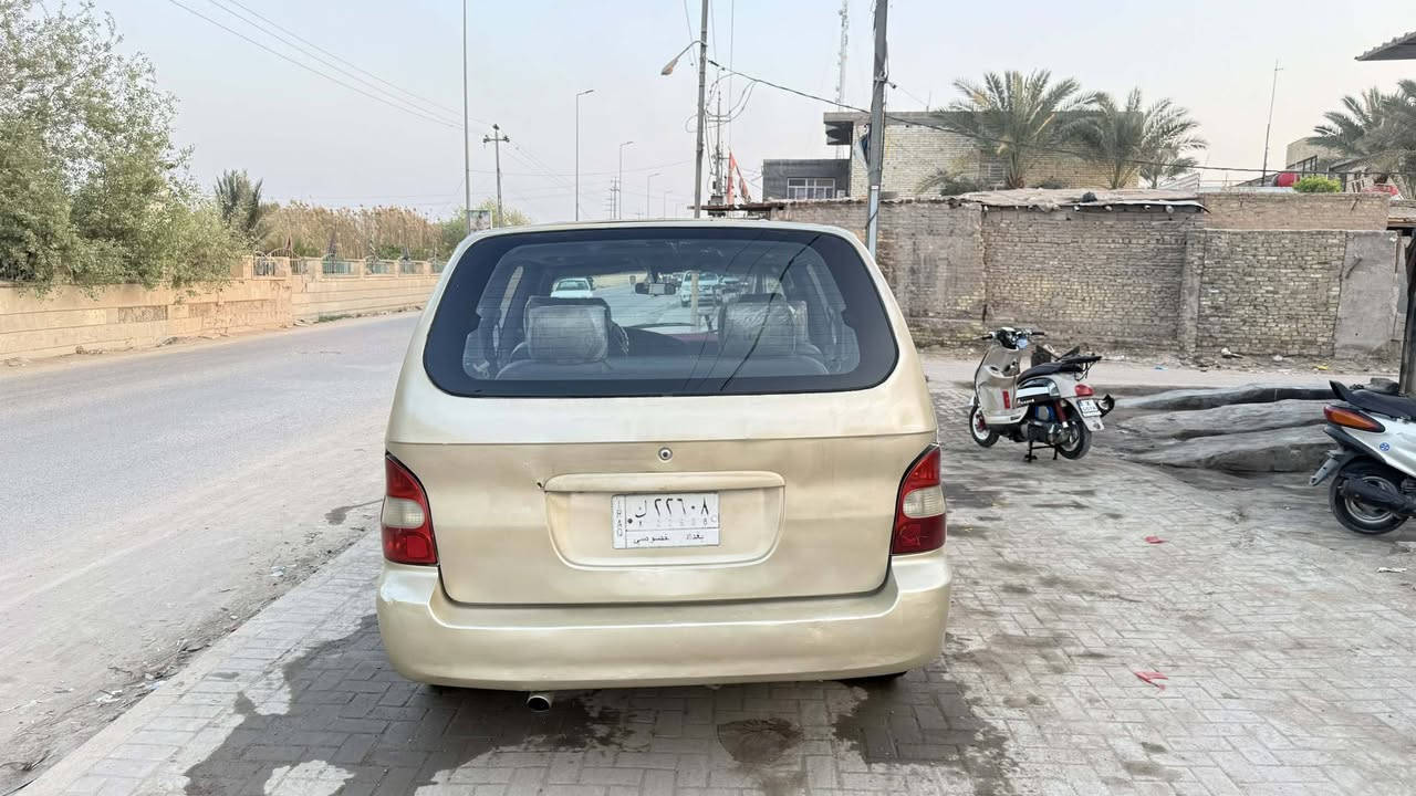 كيا كرنفال كاز اوتوماتيك رقم بغداد خصوصي ٧ راكب سنويه مشروع وطني تحويل اصوليه سياره  مابيه خياس نظيفه مكان ديوانية قضاء شاميه سعر ٣٨ ورقه بيع مستعجل موبايل ***********
