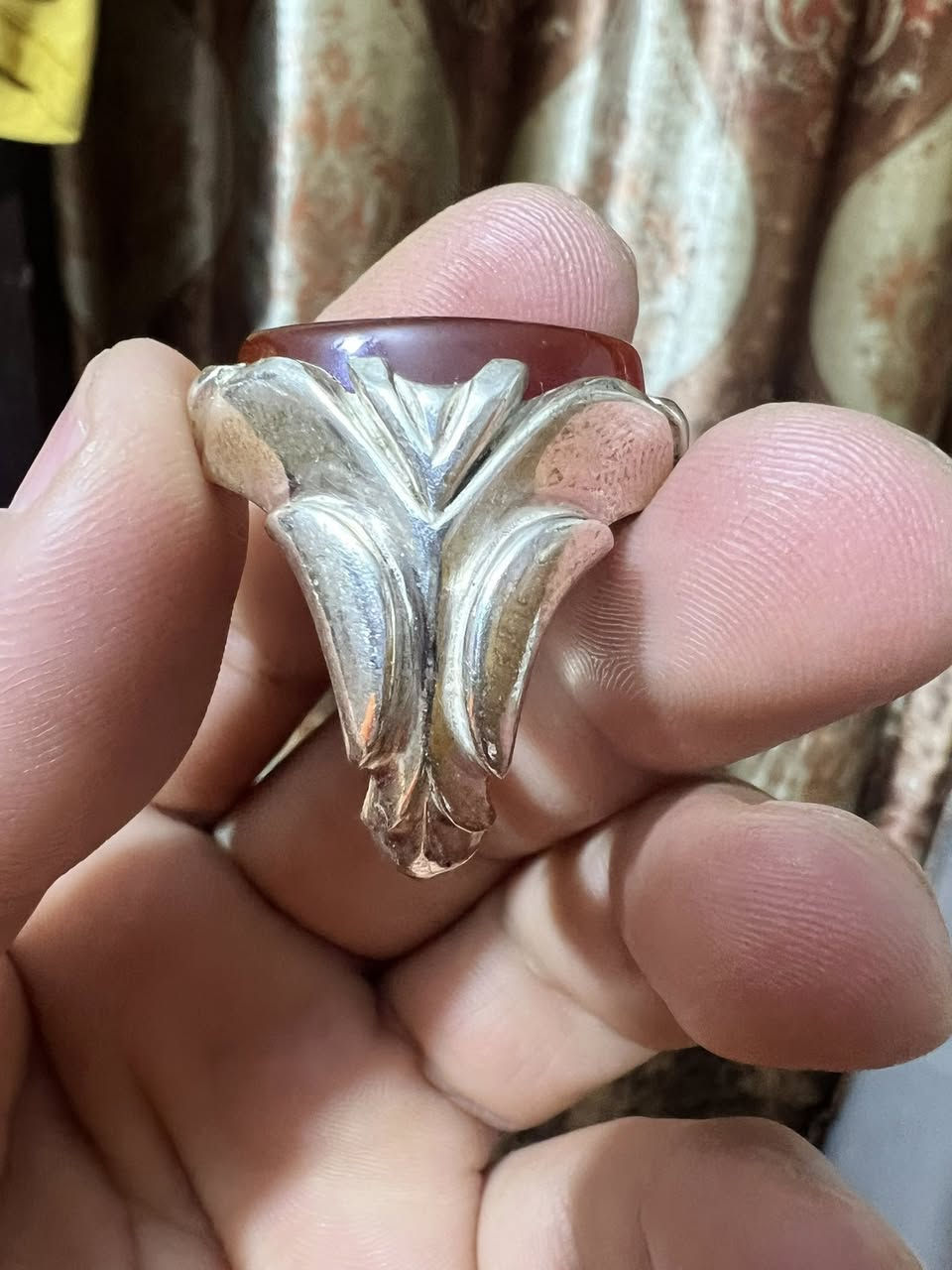 خاتم من يماني احمر كرزي صياغه ثقيله صياغه حماده مخطوط عليه ايه كرسي كامله
سعره 125 الف


**إذا كنت صاحب هذا الإعلان وتريد حذفه لأي سبب، رجاءا أرسل رسالة إلى الدعم الفني**