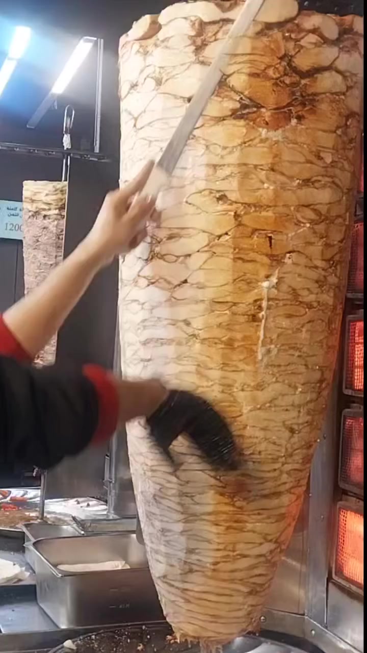 شيف غربي وشاورما متكامل متفرغ للعمل بنظام وكالات ، مشتغل بوكالات سابقاً مكاني بغداد ***********
