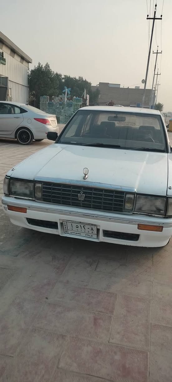 السلام عليكم سياره سيدان للبيع موديل 91 للاستفسار الاتصال على الرقم ***********
