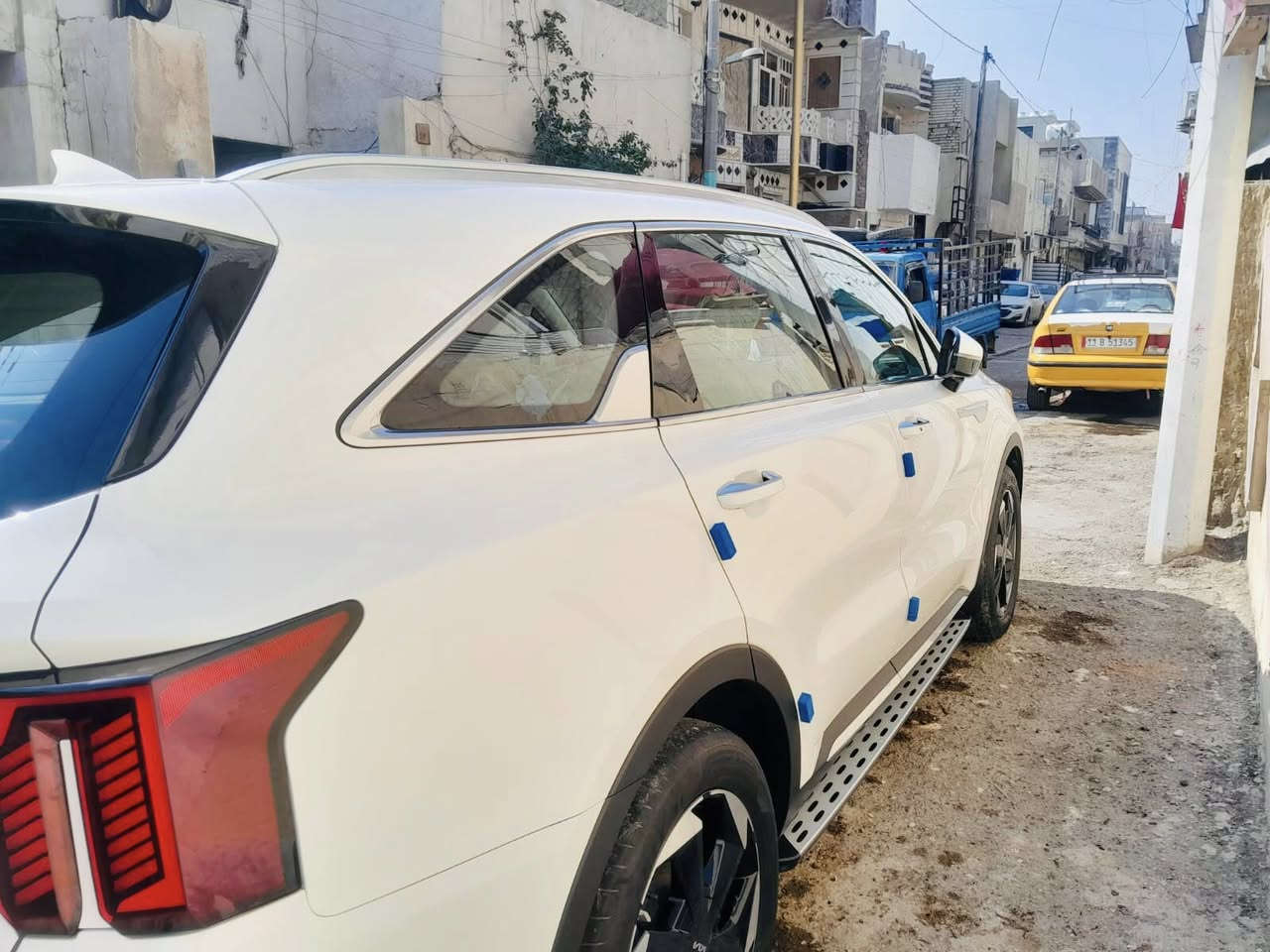 ماشيه 40
سورنتو 2024

محرك 6 سلندر 

كير ماوس

بنراما 

داتوشو

حساسات

كراسي خلفيه كهربائي 

كراسي كهرباء 

جنطة كهرباء 

بصمة وتشغيل عن بعد

شاشة متصلة تعمل بنظام بلي كار نفيكيشن

انارة ليزرية داخلية متغيرة الالوان 

اللايت عالي ناصي زنون 

لد نهاري ليزري امامي 

بك لايت ليزري LED

هندبريك دكمة 

اوتو هولد 

درايف مود

مانع انزلاق

مساعد منحدرات

شحن وايرليس بلوتوث 

تحكمات ستيرن فول 

حساسات امامي خلفي 

كامرة دوارة

تبريد 3 قطع مع تحكم منفصل للخلف 

رقم سليمانيه بسمي العنوان بغداد الحريه 

***********

السعر 325 وبيهه مجال
