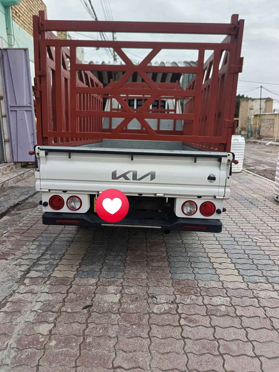 كيه فحل موديل 2024 مكفول كفاله عامه ماشيه 46000 للاستفسار الاتصال عل رقم ***********
