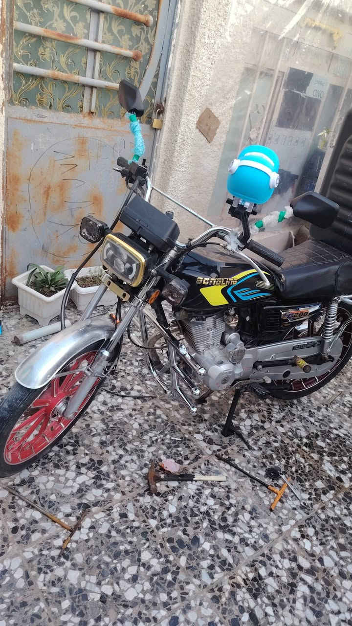 سلام عليكم دراجه ايراني موديل 2021 دراجه جديده خير من الله كامله اوراق اصوليه اثمن اوراق كبل ترقم  السعر 600   مكانه بغداد الحسينيه مال الراشديه ***********
