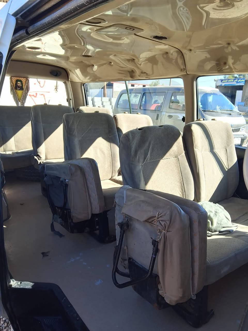 السلام عليكم جنبي بسم مواطن مكفوله من الظربه كير مكينه اكسن مكفولات تخم تاير جديد حدايه جديده كاعيه كشنات جدد السياره جاهزه كبل لشارع السعر 45 وبيها مجال مكلف بالنشر الاتصال ‏‪***********‬‏ محسن العباسي
