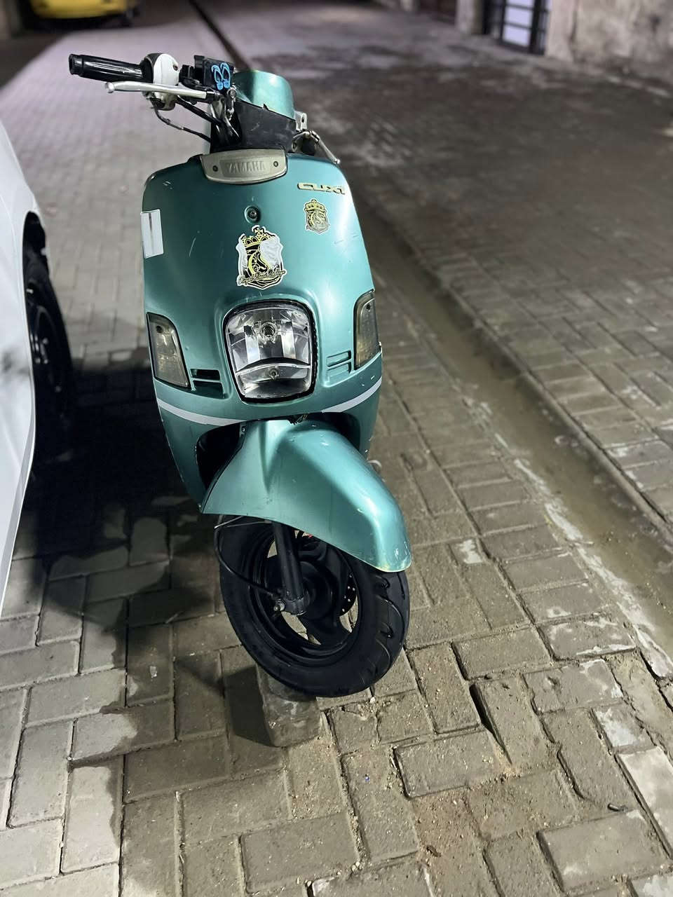 ماكس بوليس للبيع دراجه حلوه نظيفه بس نقصه مازده الكدام 
وإلجامه مال عداد  750بيه مجال والميعجبه السعر يعبر***********
