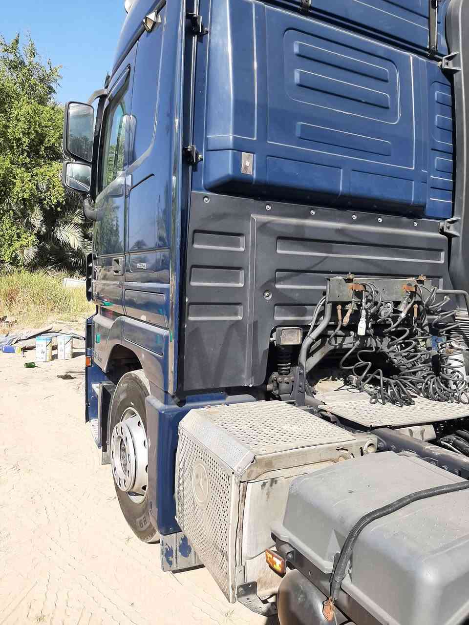 للبيع اكتروز ٢٠٠٨ رقم وسنوية جديد سليمانية مربوطة فلات ٤ محاور ذات جوانب متحركة مكفولة راس وعربانة طخم تاير جديد سحال مزوج خلفي للاستفسار ***********
