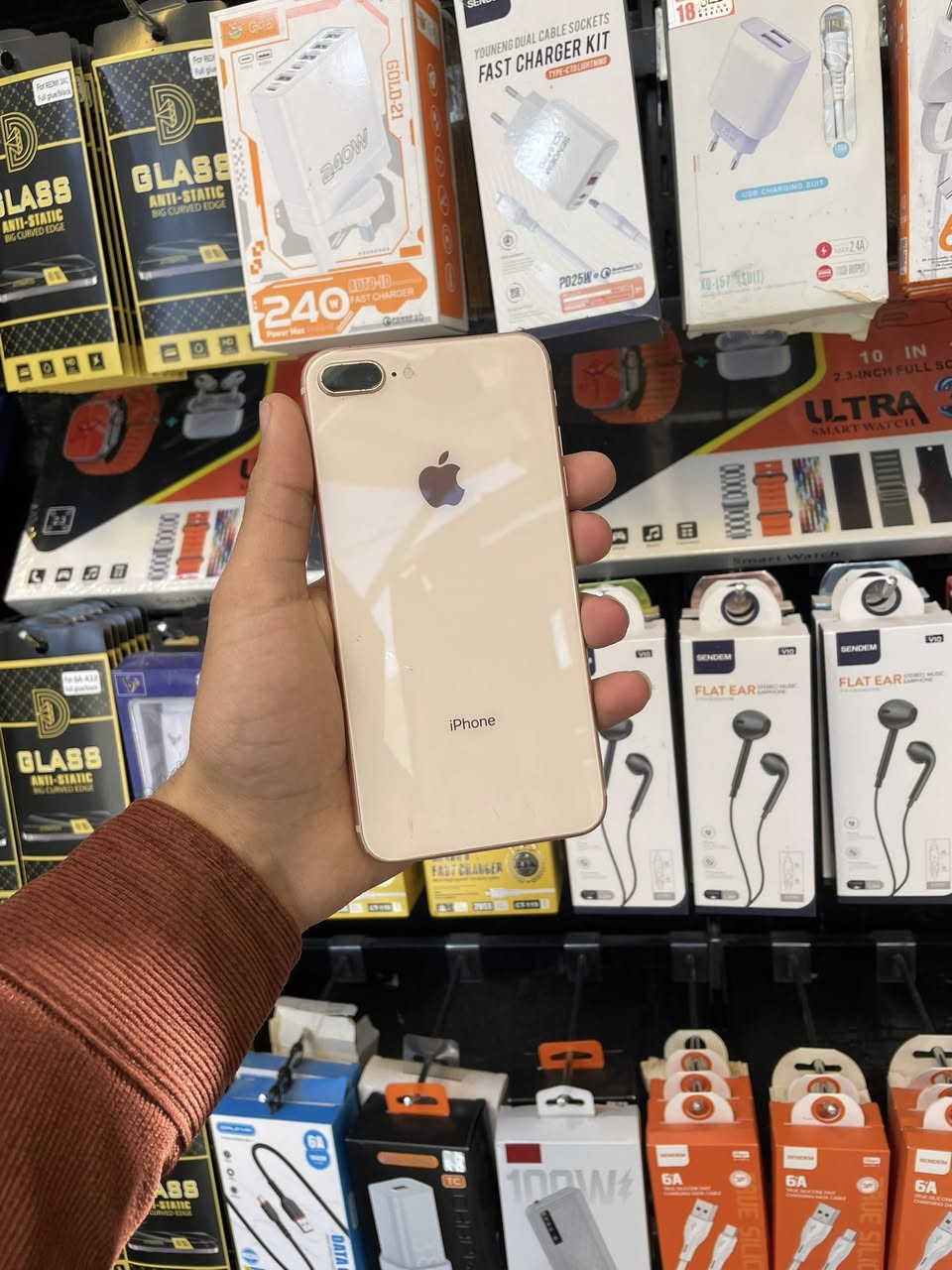 السلام عليكم
آيفون 8 بلاس ذاكره 256
بطاريه 72 جهاز مامفتوح 
نموذج m السعر 145 ألف 
العنوان المحاريل شارع المستشفى 
مقابل المدرسه المسائيه مكتب مرتضى الشمري


**إذا كنت صاحب هذا الإعلان وتريد حذفه لأي سبب، رجاءا أرسل رسالة إلى الدعم الفني**