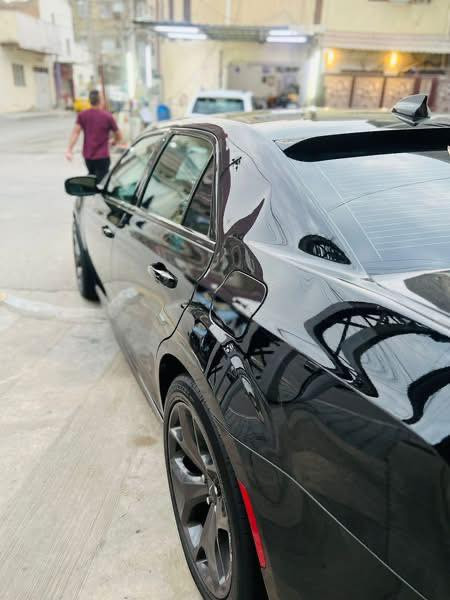 اوباما 300 امريكي فور ويل دخول جديد 🦅
* الموديل 2023 اصل الأصدار الأخير رقم بغداد بأسمي
 * عداد المسافه 27 ميل 
* اللون اسود 
* حجم المحرك 3600
* نقطه عمياء 
* حساسات اماميه 
* ويل قياس 20 انج 
* حساسات خلفيه 
* شاشه كبيره مع نظام ملاحة نفكيشن GPS
* مقاعد اماميه كهرباء عدد 2
* مقاعد اماميه تدفئة 
* تشغيل عن بعد 
* كامرة خلفيه دواره بلاد 
* دخول ذكي 
* انارة ترحيب ابواب 
* بصمة ابواب + صندوق 
* كشنات جلد اسود 
( الحادث / صفحة الصدر تبديل بابين شركه لون اصل +صبغ جاملغ خلفي ونص التكمه ) يوجد سونار جديد + صور الحادث  
العنوان // بغداد الغدير ***********
