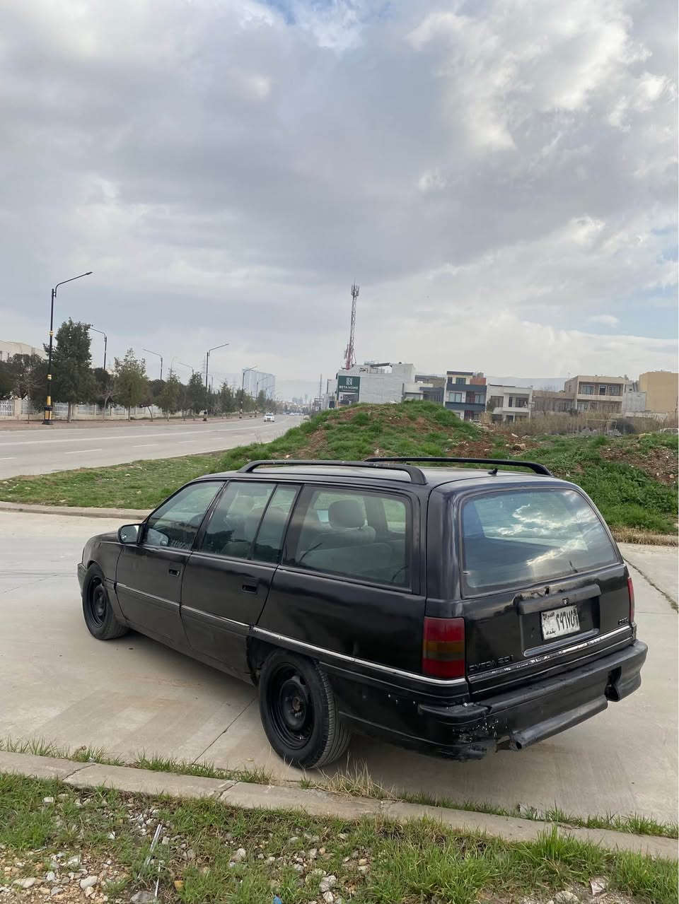 ئۆپل مۆدێل ٩٢ ئارم پلاستیکی سلێمانی ئارموو ئەوەلیاتی بەشەرت گێرو مەکینەی بەشەرت بێ دووکەلوو بوخار مەکینە ٢٠کارەبای مەزبووتە بێ تەقەو رەقەیە سەیارەیەکی جایزە سعری ١٥ گەلایە لە سلیمانیم *********** السليمانية, العراق
